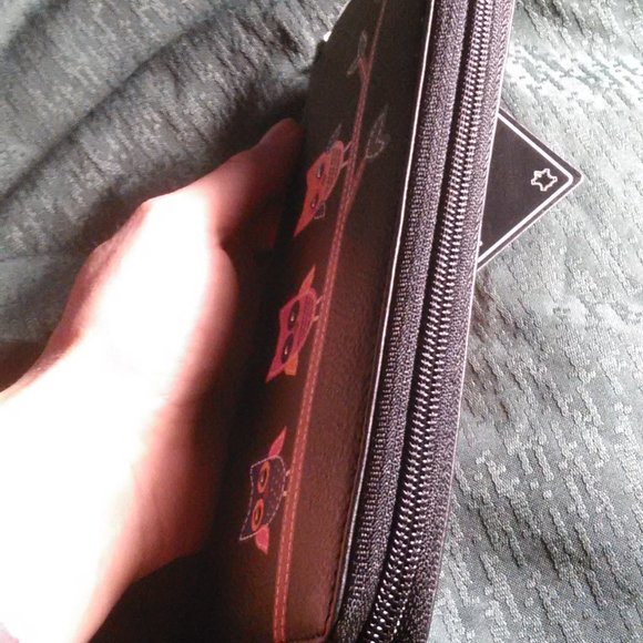 Owl Design Black Wallet - Picture 5 of 14